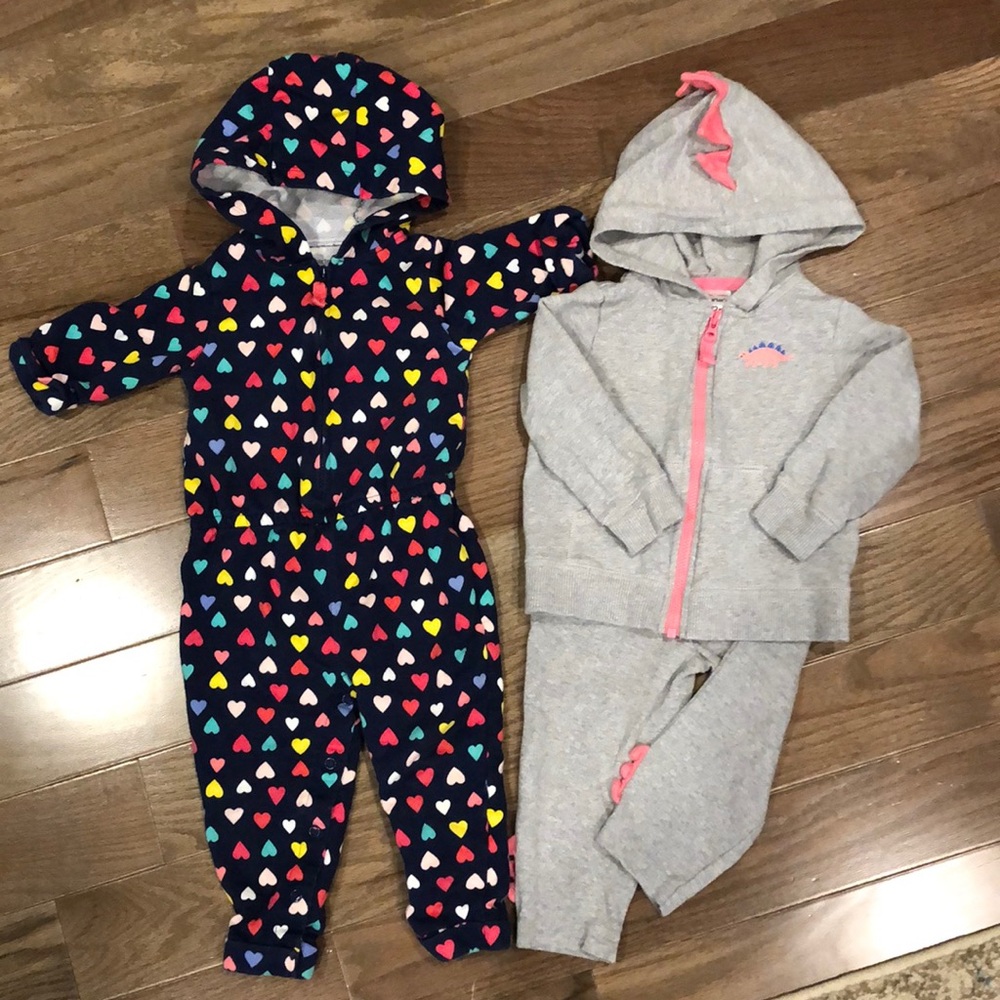 2 winter outfits from Carter’s (12m size)